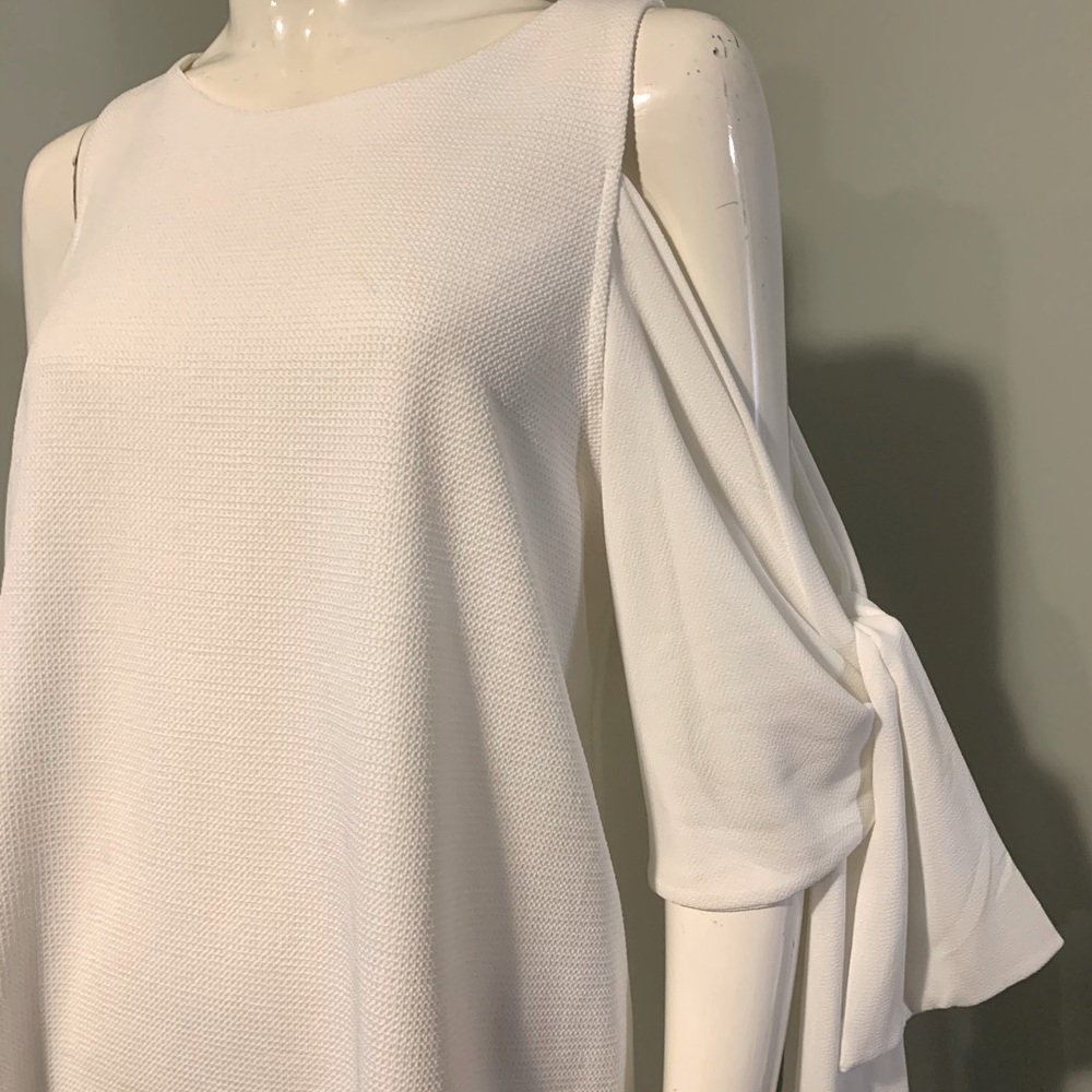 Cold shoulder white Zara dress
